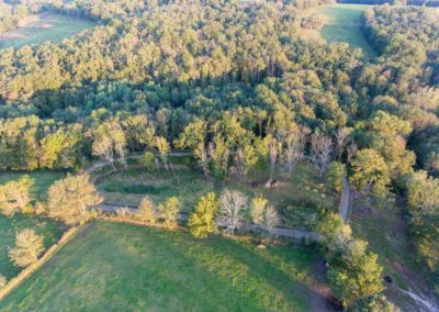 Vue aérienne de la piste de galop de l'Écurie du Vallon - 69280 Ste Consorce